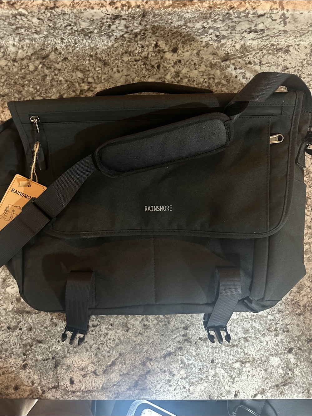 Rainsmore laptop bag